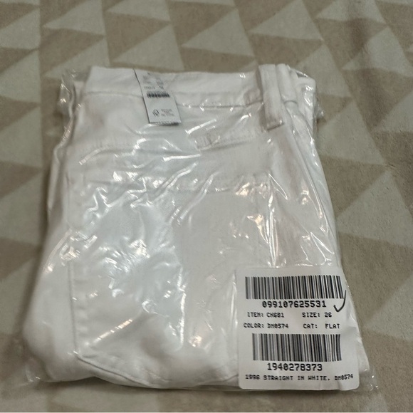 J crew Slim straight jean white - Picture 4 of 5